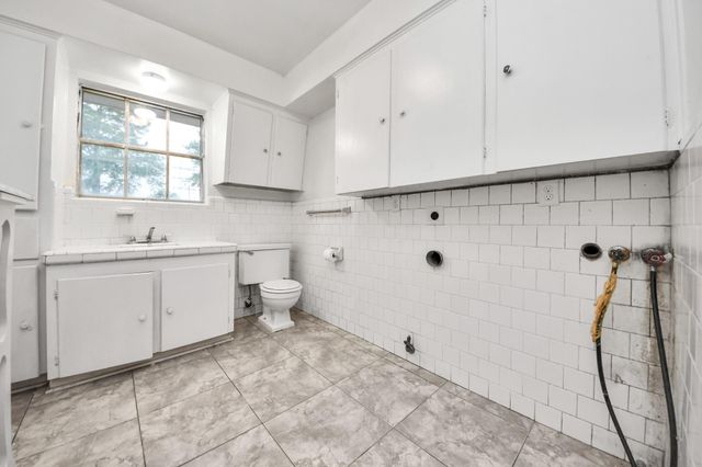 5001 Glenhaven Drive, Baytown, TX 77521