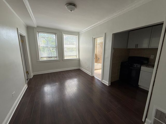 3420 W Irving Park Avenue 24, Chicago, IL 60618
