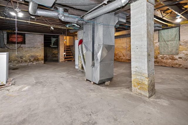 2010 16th STREET, Racine, WI 53403