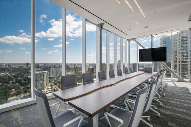 301 West Ave 4002, Austin, TX 78701