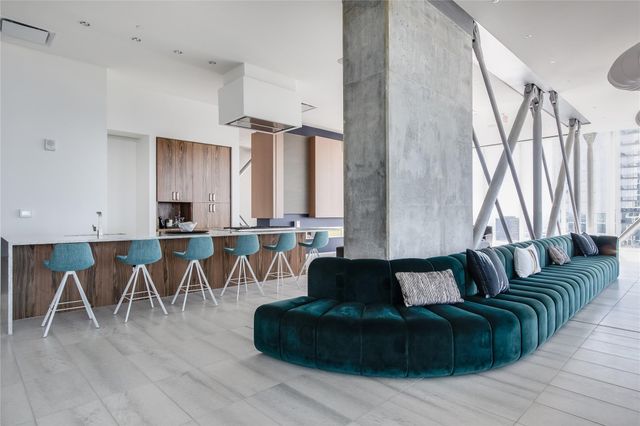 301 West Ave 4002, Austin, TX 78701