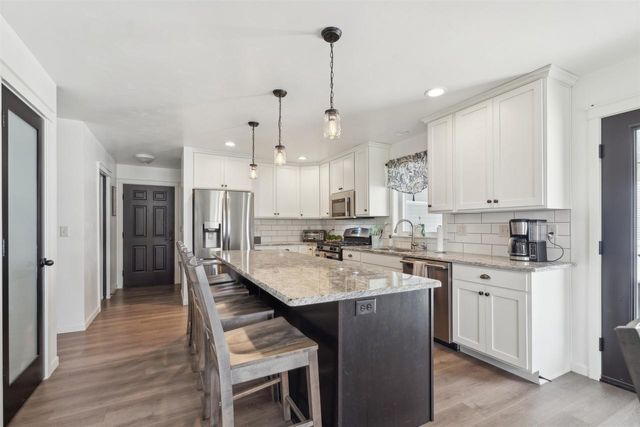 N9332 MULHOLLAND LANE, Appleton, WI 54915