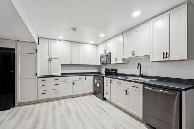 N9332 MULHOLLAND LANE, Appleton, WI 54915
