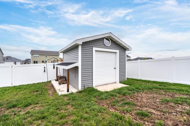 N9332 MULHOLLAND LANE, Appleton, WI 54915