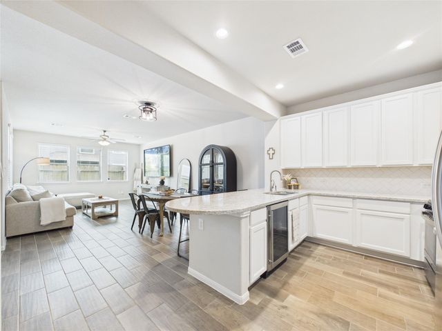 5530 Clarendon Hills Court, Pasadena, TX 77505