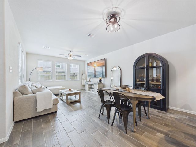 5530 Clarendon Hills Court, Pasadena, TX 77505