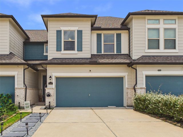 5530 Clarendon Hills Court, Pasadena, TX 77505