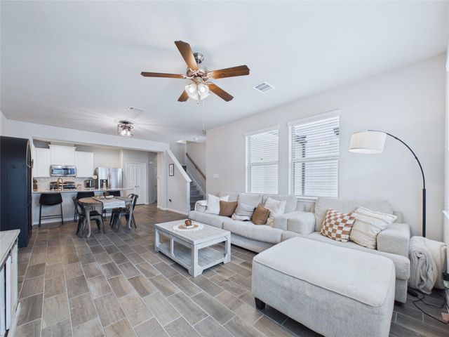 5530 Clarendon Hills Court, Pasadena, TX 77505