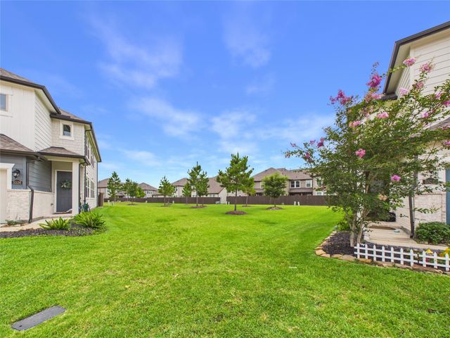5530 Clarendon Hills Court, Pasadena, TX 77505