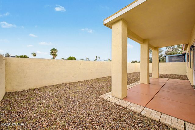 7411 E Poinciana Place, Tucson, AZ 85730