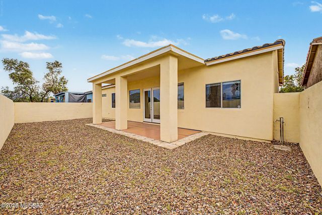 7411 E Poinciana Place, Tucson, AZ 85730
