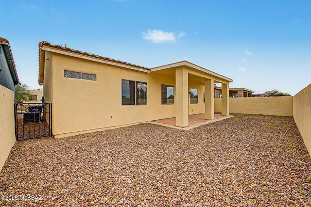 7411 E Poinciana Place, Tucson, AZ 85730