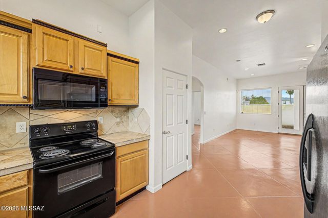 7411 E Poinciana Place, Tucson, AZ 85730