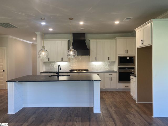 123 Arbor Woods Way, Easley, SC 29642