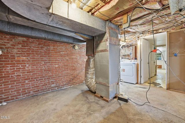 540 W Chisholm Street, Sanford, NC 27330