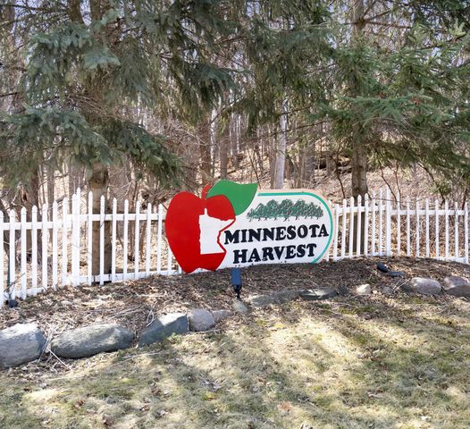 710 Highland Circle, Jordan, MN 55352