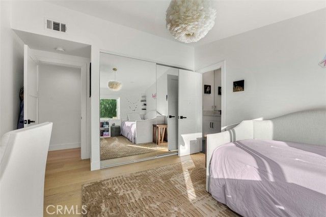 2111 Vista Entrada, Newport Beach, CA 92660