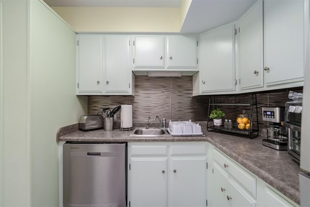 561 Garrison Road, Battle Creek, MI 49017