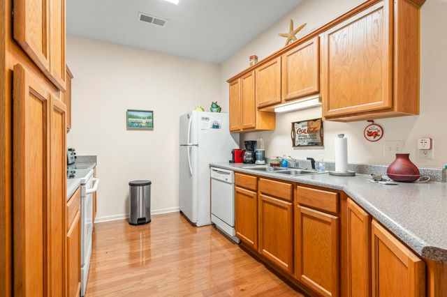 100 Lazy Willow Ln Unit 204, Myrtle Beach, SC 29588