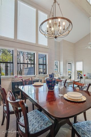 5715 S Lakeshore Drive, Shreveport, LA 71119