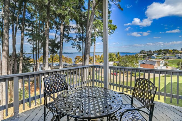 5715 S Lakeshore Drive, Shreveport, LA 71119