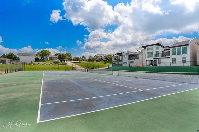 5715 S Lakeshore Drive, Shreveport, LA 71119