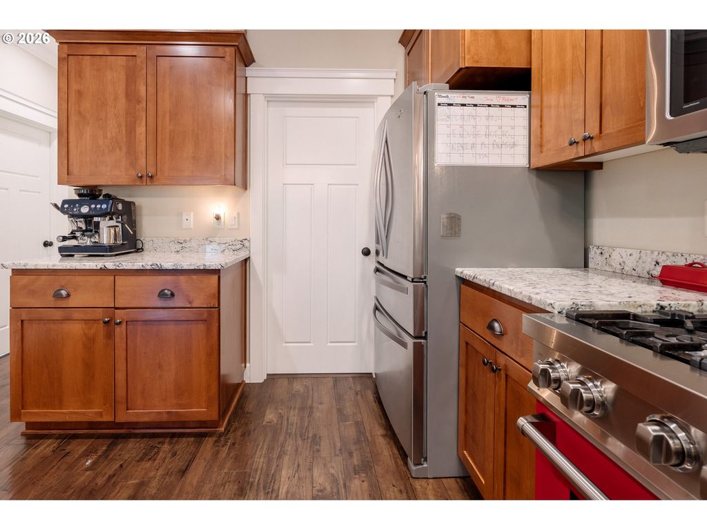 Image 13 of property listing at 3500 Ne HEMBREE St, Mc Minnville, OR 97128