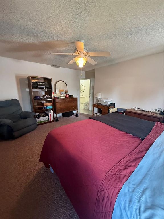 Image 38 of property listing at 4675 32ND COURT E, Bradenton, FL 34203