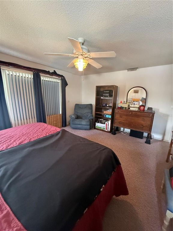 Image 39 of property listing at 4675 32ND COURT E, Bradenton, FL 34203