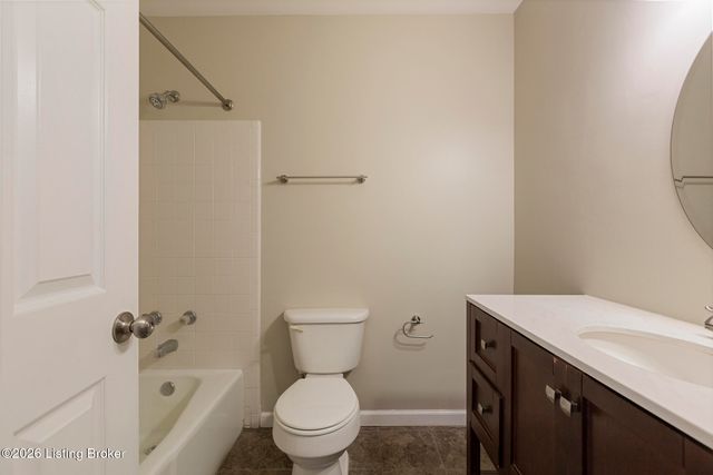 12403 Tamworth Ct, Louisville, KY 40299