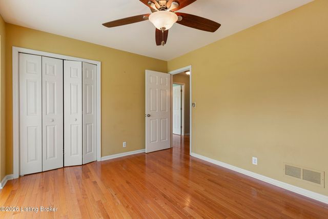 12403 Tamworth Ct, Louisville, KY 40299