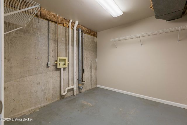 12403 Tamworth Ct, Louisville, KY 40299