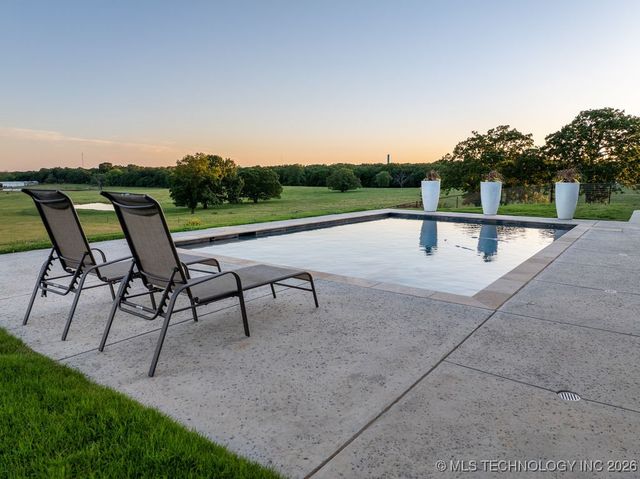 589 Three Mile Road, Durant, OK 74701