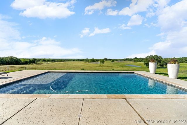 589 Three Mile Road, Durant, OK 74701