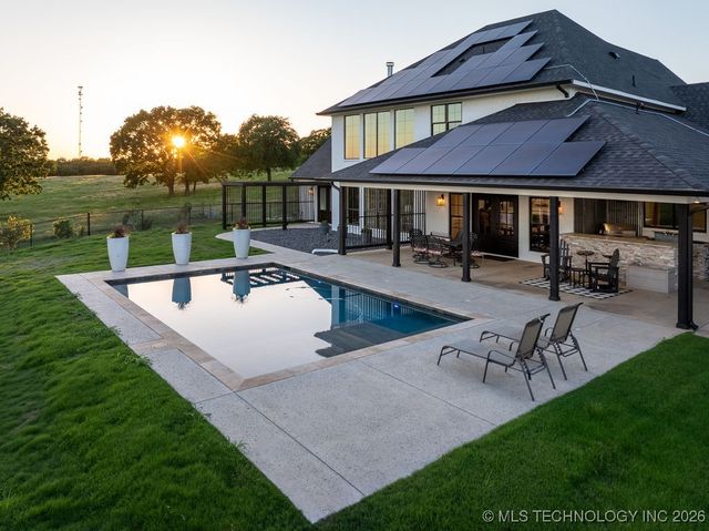 589 Three Mile Road, Durant, OK 74701