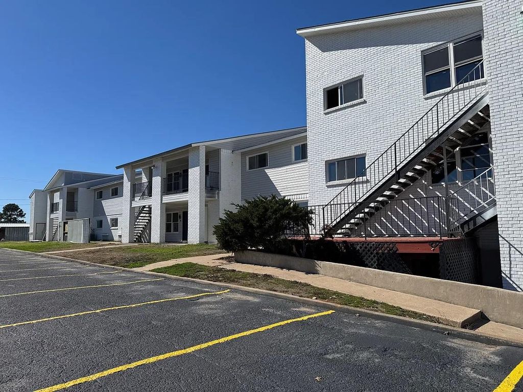 345 FM 86 37, Luling, TX 78648