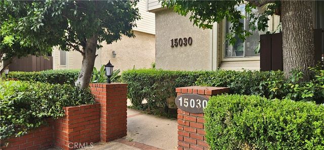 15030 Victory 201, Van Nuys, CA 91411