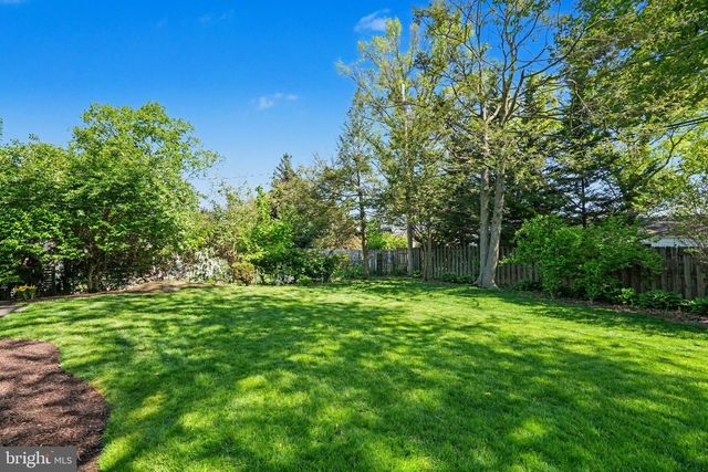 751 ARLINGTON RD, Camp Hill, PA 17011