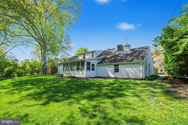 751 ARLINGTON RD, Camp Hill, PA 17011