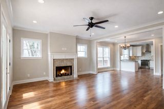 403B Acklen Park Dr, Nashville, TN 37205