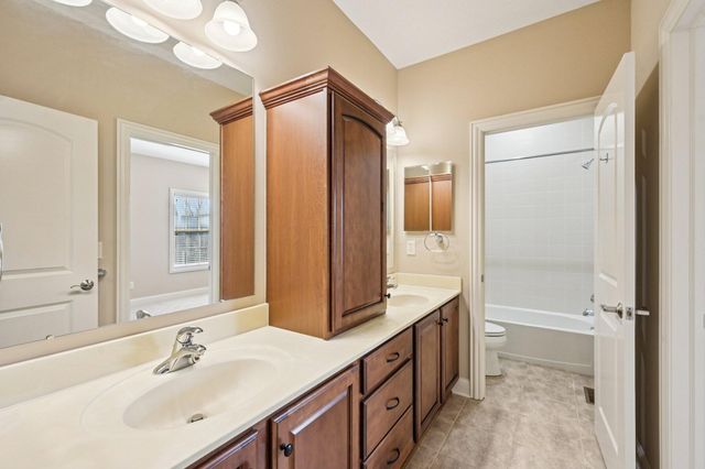 6711 Cooperstone Drive, 72, Dublin, OH 43017