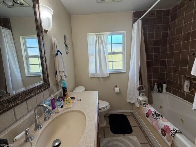 3109 SE 8th PL, Cape Coral, FL 33904