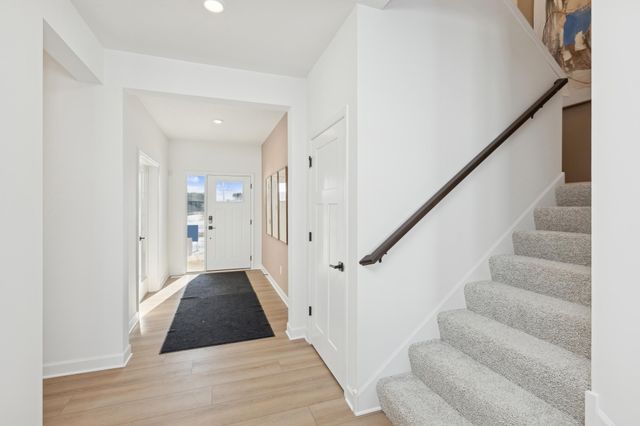 4975 Noble Drive NW, Rochester, MN 55906