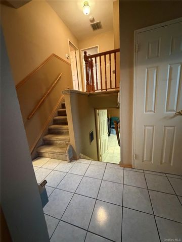 318 W 21st Street, Deer Park, NY 11729