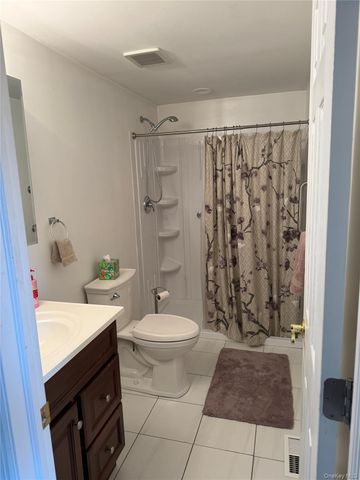 318 W 21st Street, Deer Park, NY 11729