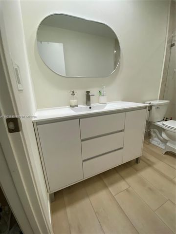 1200 Tallwood Ave 302, Hollywood, FL 33021