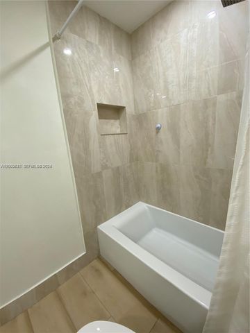 1200 Tallwood Ave 302, Hollywood, FL 33021