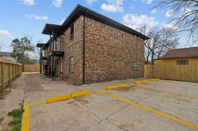 2015 Rosalee Street 3, La Marque, TX 77568