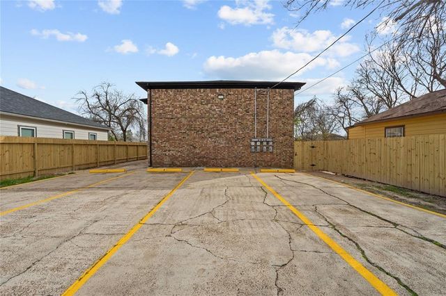 2015 Rosalee Street 3, La Marque, TX 77568