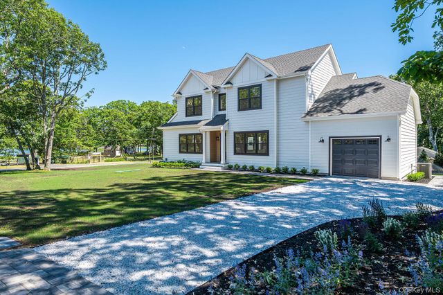 1700 Smith Drive S, Southold, NY 11971